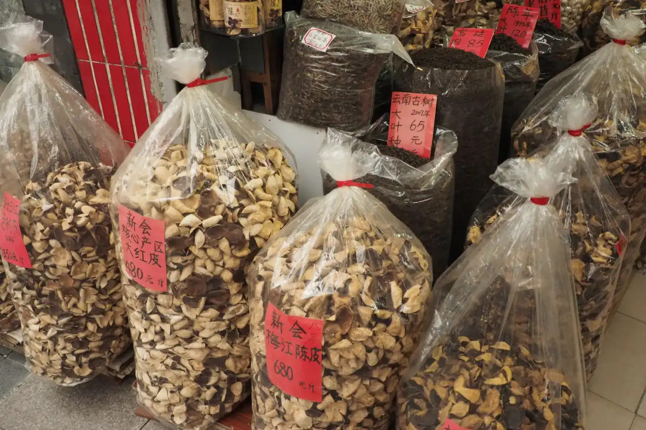 工业触摸屏选型指南:HMI人机界面性能参数与场景匹配要点